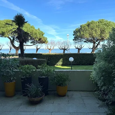 Moderne Avec Terrasse Vue Et Parking A - Fr-1-474-205